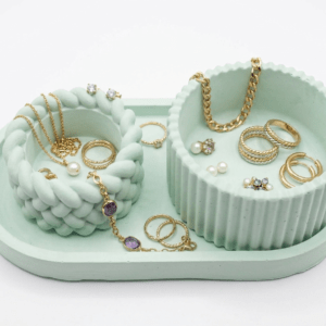 Form & Function Tray